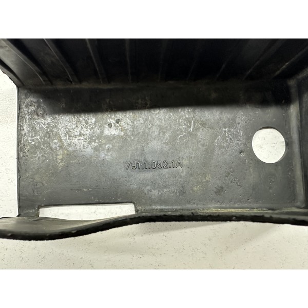 RUBBER BATTERY PAD DUCATI MONSTER 600 1997 2000...