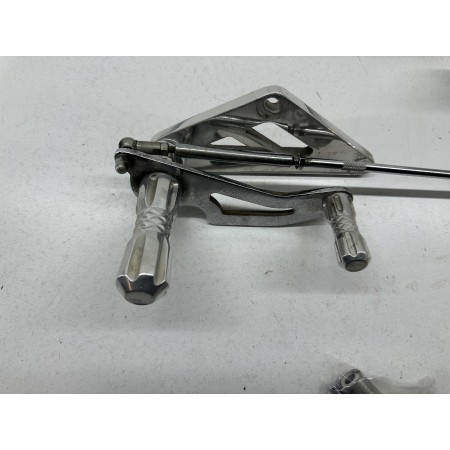 DPM ADVANCED GRIPS FOOTREST KIT HONDA SHADOW VT 600 1989-2002 PC21