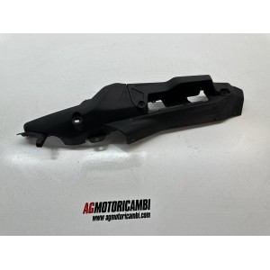 LINKE HINTERE VERKLEIDUNG YAMAHA TRACER 900 GT 2021-2024