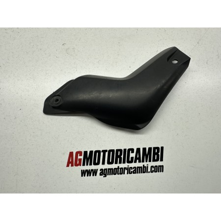 COUVERCLE D'ECHAPPEMENT EN PLASTIQUE HONDA CBR 1000 RR 2006-2007