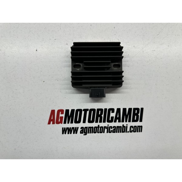 REGOLATORE DI TENSIONE YAMAHA TMAX T-MAX 500...