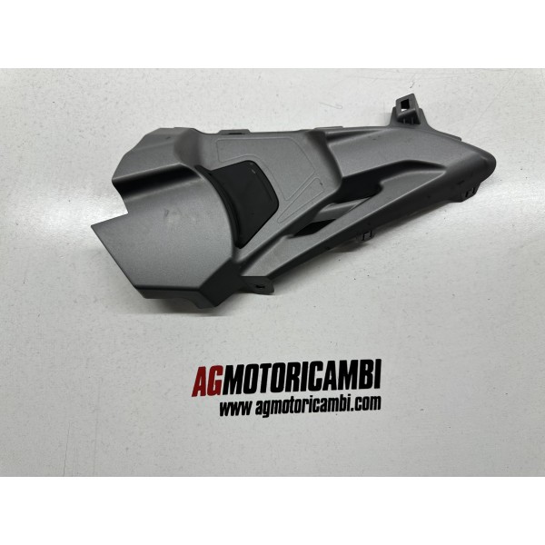 FAIRING LEFT REAR SIDE PANEL LEFT SADDLE SUZUKI...