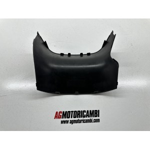 CACHE REPOSE-PIEDS PLASTIQUE SUZUKI BURGMAN 650... 2