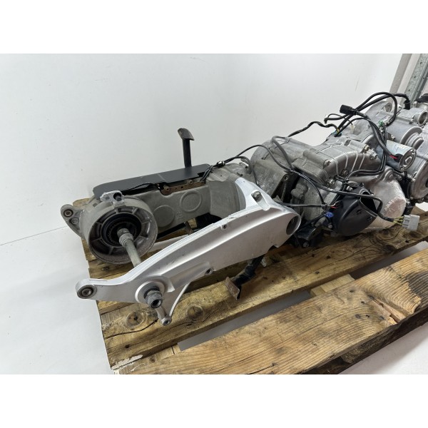 ENGINE BLOCK SUZUKI BURGMAN 650 P506 40000KM...