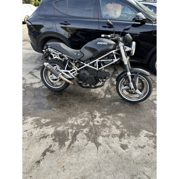 KOMPLETTER DUCATI MONSTER 600 VERGASERMOTOR...