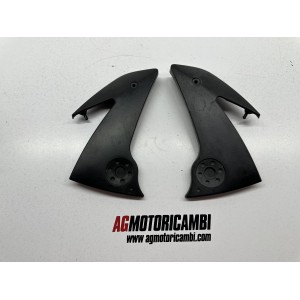 KUNSTSTOFF RECHTS LINKS FUSSRASTENABDECKUNG KAWASAKI...