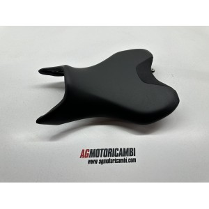 YAMAHA MT07 MITTELSITZ 2021-2024