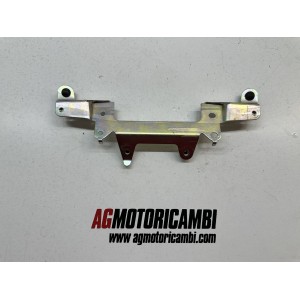 SOPORTE CARENADO YAMAHA MT07 2021-2023