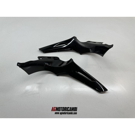 PLASTICA COVER PEDANA DX SX PIAGGIO BEVERLY 300 2016-2020