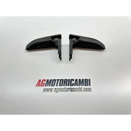 PAR DE ESTRIBERAS PASAJERO TRASERO PIAGGIO BEVERLY 300 S 2016-2020