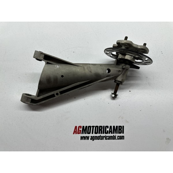 MOZZO BRACETTO RUOTA POSTERIORE SX MICROCAR...