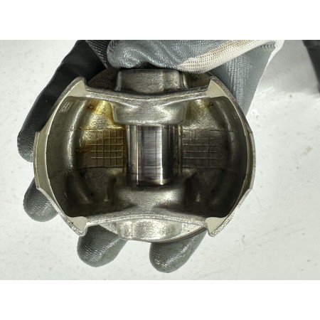 SUZUKI V-STROM SV 650 1999-2002 REAR PISTON CYLINDER