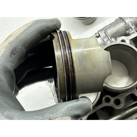 CILINDRO PISTONI SUZUKI BURGMAN 650 EXECUTIVE ABS 2006-2012