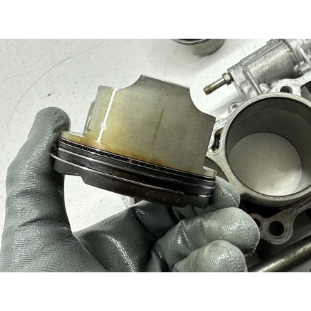 CYLINDER PISTONS SUZUKI BURGMAN 650 EXECUTIVE ABS 2006-2012