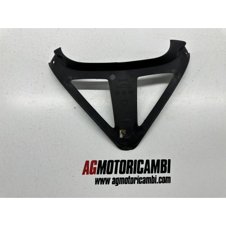 PUNTA DE PLÁSTICO TRIUMPH SPRINT ST 1050 2005-2010