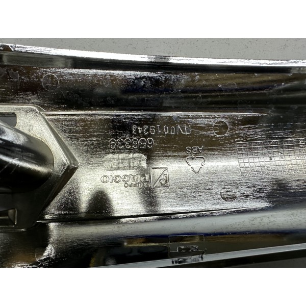 FRONT FRIEZE COVER PIAGGIO BEVERLY 300 MA21M...