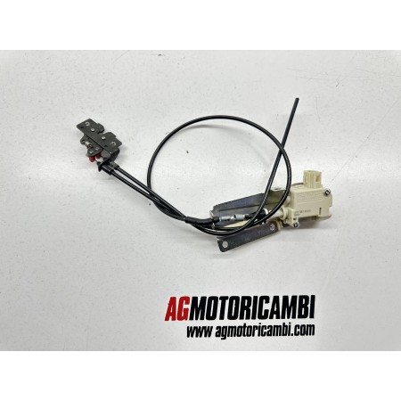 ACTUADOR DE BLOQUEO DEL ASIENTO PIAGGIO BEVERLY 300 MA21M 2016-2020