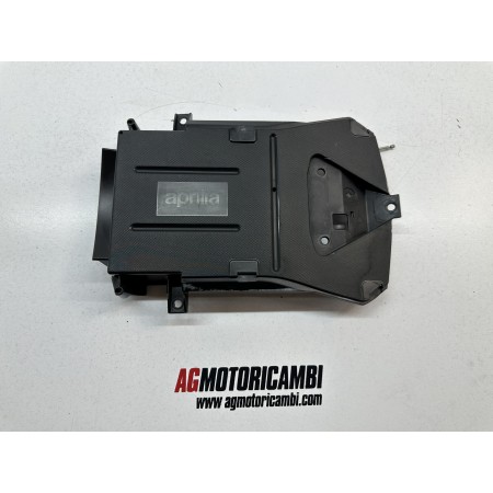 PLÁSTICO BAJO ASIENTO APRILIA RS4 125 4T 2011-2020