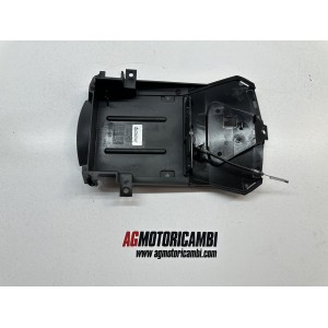 PLÁSTICO BAJO ASIENTO APRILIA RS4 125 4T 2011-2020 2