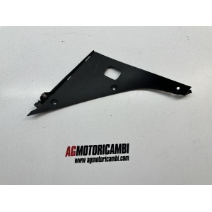 PANNEAU DE RECOUVREMENT INTÉRIEUR AVANT DROIT APRILIA RS4...