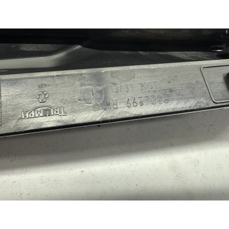 TAPA BASTIDOR DEPOSITO PLASTICO DERECHA TRIUMPH TIGER 800 XC 2010-2014