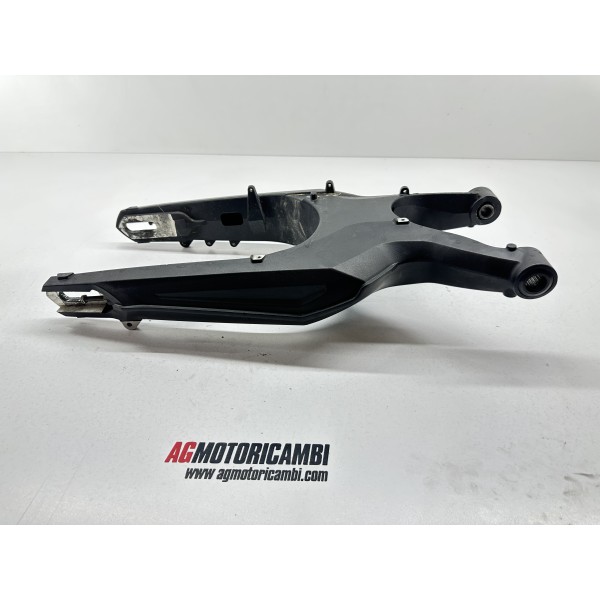 FORCELLONE POSTERIORE TRIUMPH TIGER 800 XC...