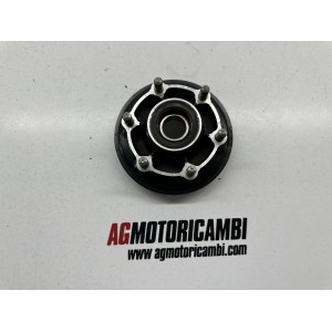 KAWASAKI Z-750 MOYEU DE ROUE ARRIÈRE 2003-2006