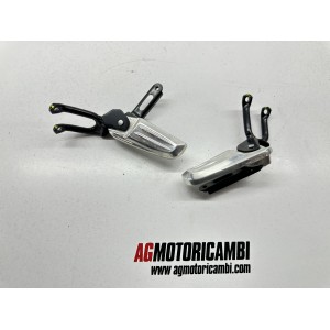 PAIRE DE REPOSE-PIEDS PASSAGER DROITE GAUCHE HONDA PCX...