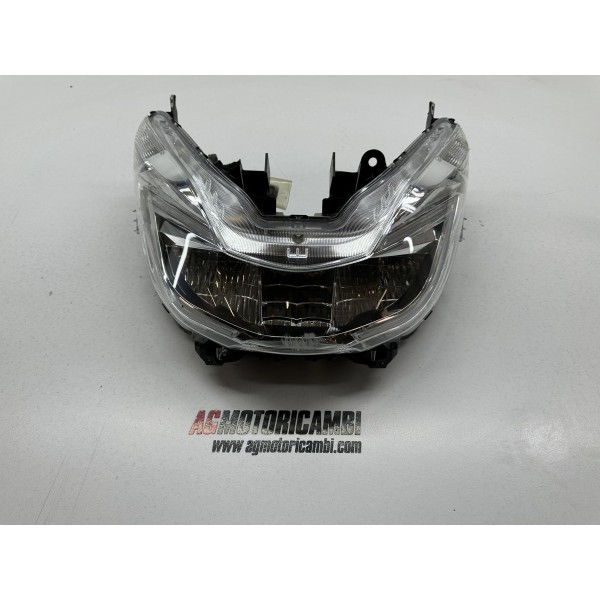 BROKEN FRONT HEADLIGHT HONDA PCX 125 4T...