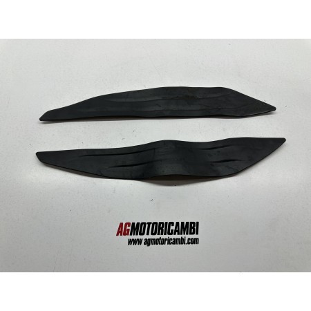 PAR DE ALFOMBRILLAS DERECHA IZQUIERDA HONDA PCX 125 4T 2014-2016-2018