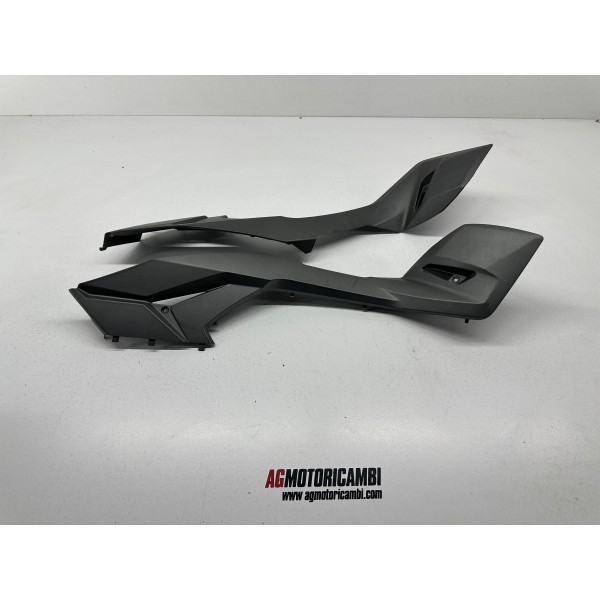 KUNSTSTOFF FUSSRASTENABDECKUNG RECHTS LINKS...