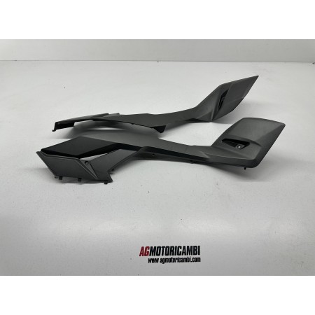 PLASTICA COVER PEDANA DESTRA SINISTRA MALAGUTI MADISON 3 125 250