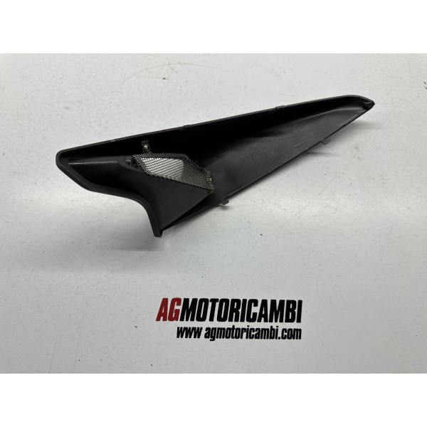 TOMA DE AIRE DELANTERA DERECHA MALAGUTI MADISON...