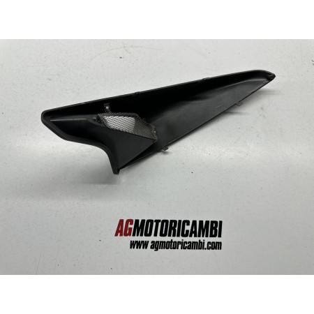 TOMA DE AIRE DELANTERA DERECHA MALAGUTI MADISON 3 125 250