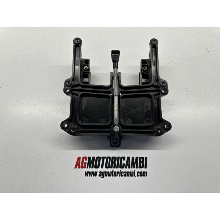 KYMCO XCITING S 400 i TCS 2018-2021-2025 SUPPORT DE VITRINE AVANT