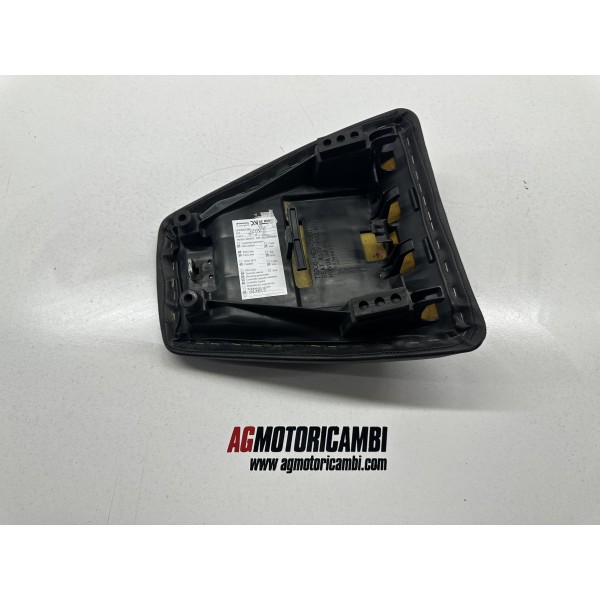 REAR PASSENGER SEAT HONDA CBF 600 2004-2006 PC38A