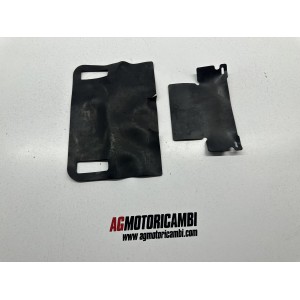 TAPIS EN CAOUTCHOUC HONDA CBF 600 2004-2006 PC38A 2