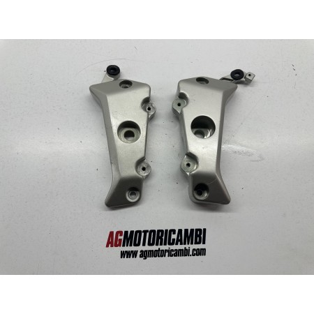 FUSSRASTENHALTER RECHTS LINKS HONDA CBF 600 2004-2006 PC38A