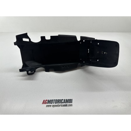 PARAFANGO POSTERIORE PORTA TARGA HONDA CB 500 1994-2000-2004 PC32A