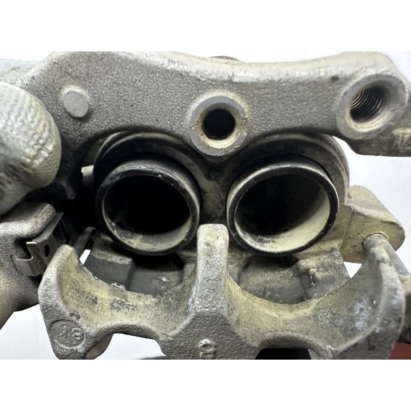 BREMSSATTEL VORNE HONDA CRF 250 R CRF250R...