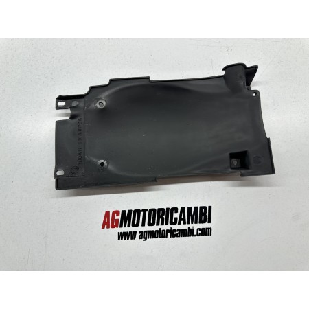 PLASTICA PARAFANGO SOTTO CODA DUCATI MONSTER 695 2006-2008