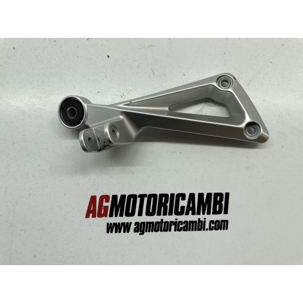 RIGHT REAR FOOT PEDAL RIGHT YAMAHA BT 1100...