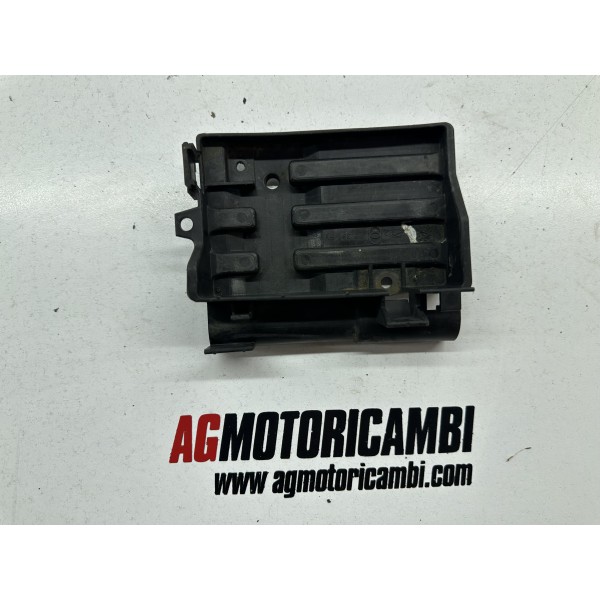 BOX COMPARTMENT BATTERY RETAINER GILERA RUNNER...