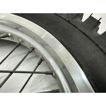 GEBROCHENE HINTERE FELGE SUZUKI DR 600 1986-1989