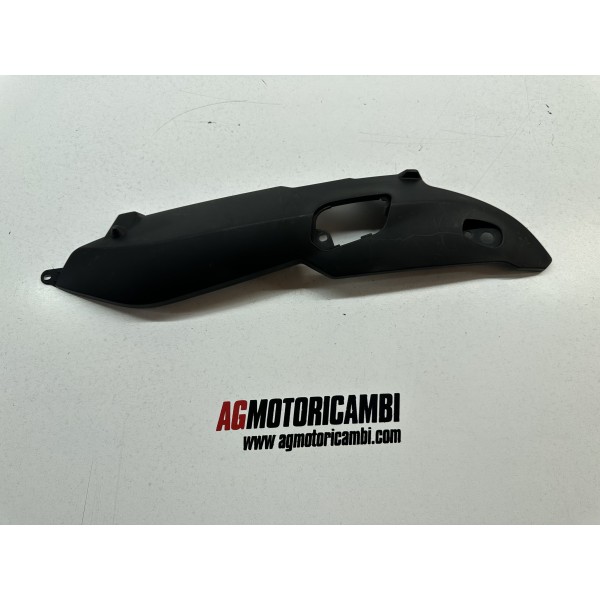 VERKLEIDUNG SEITENVERKLEIDUNG HINTEN RECHTS BMW...