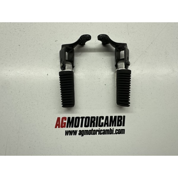 PAIR PASSENGER PEDALS RIGHT LEFT YAMAHA X-MAX...