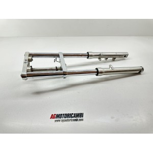 HONDA SHADOW VT 600 1989-1997 PC21 KOMPLETTE VORDERGABEL