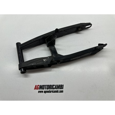 FORCELLONE POSTERIORE BENELLI BN 125 2018-2020