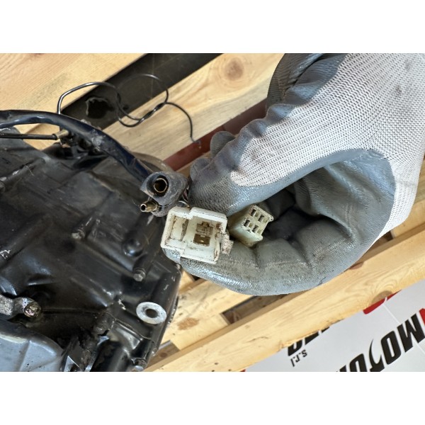 MOTORE COMPLETO BLOCCO MOTORE SUZUKI DR 600...