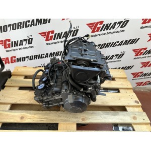 BLOC MOTEUR COMPLET HONDA CBF 600 2004-2006 PC38E 2